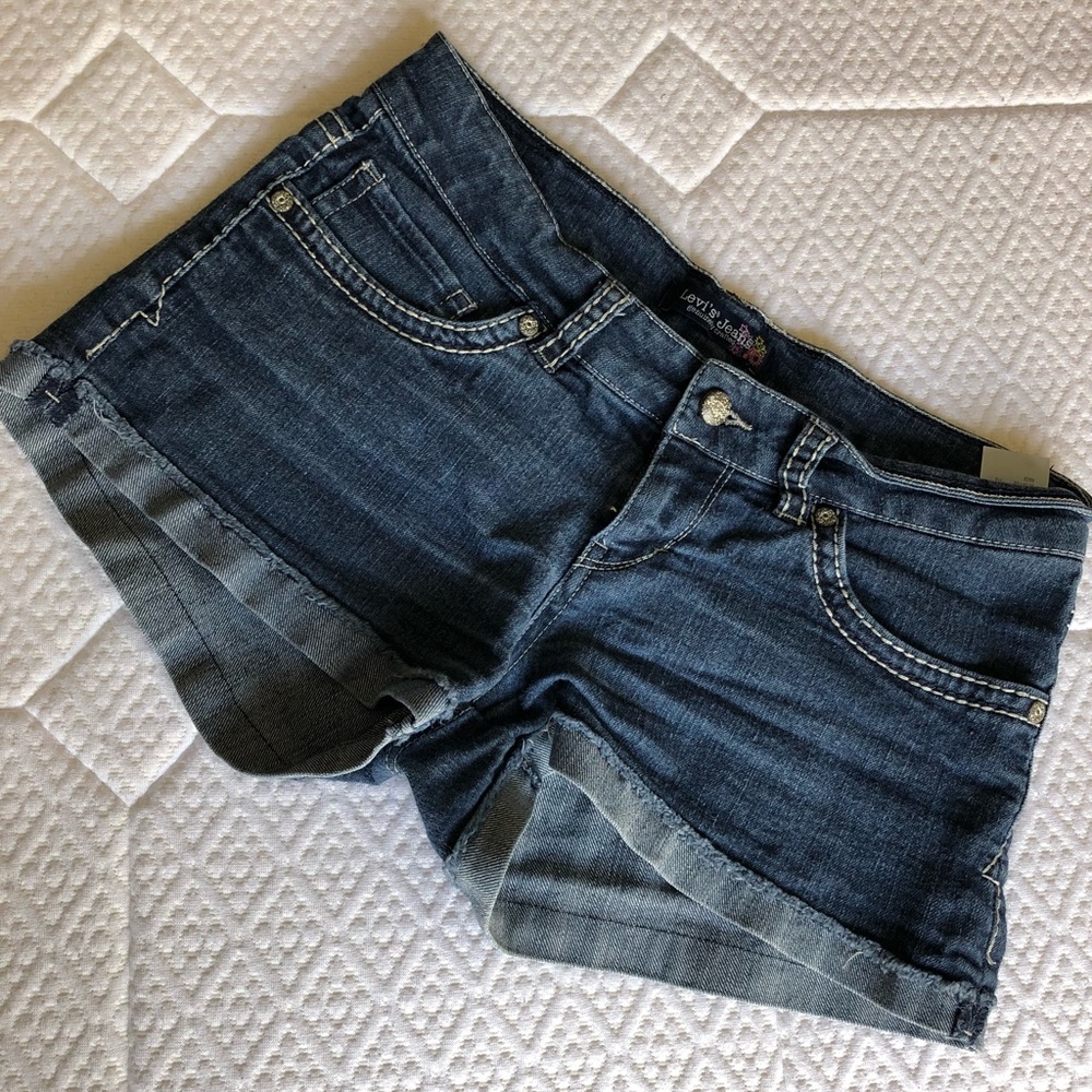Levi’s jean shorts